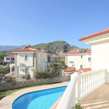 Villa Babylon *